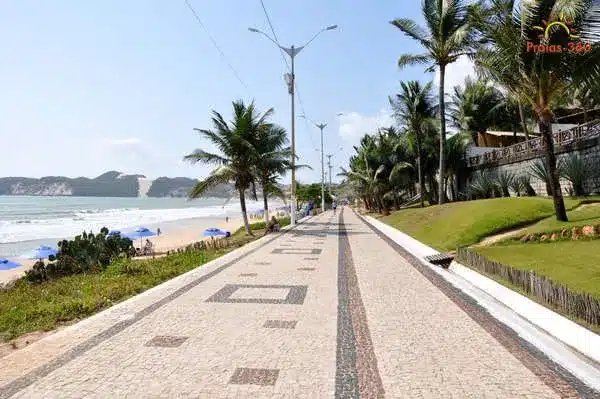 Calçadão de Ponta Negra - Foto Praias 360 - Hotéis em Natal